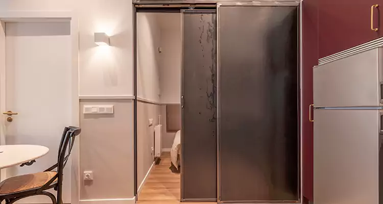 We Fix Closet Sliding Door in Livermore, CA 