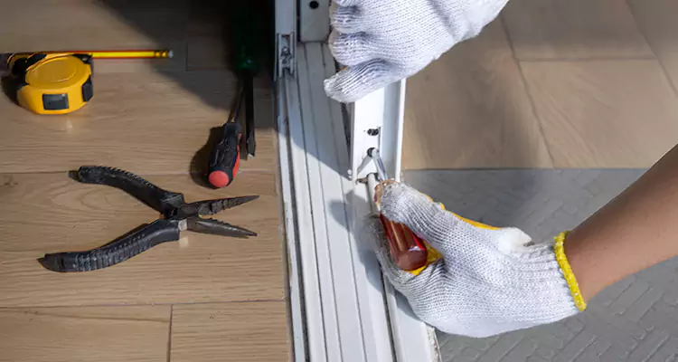 Screen Door Wheel Replacement in Livermore, CA